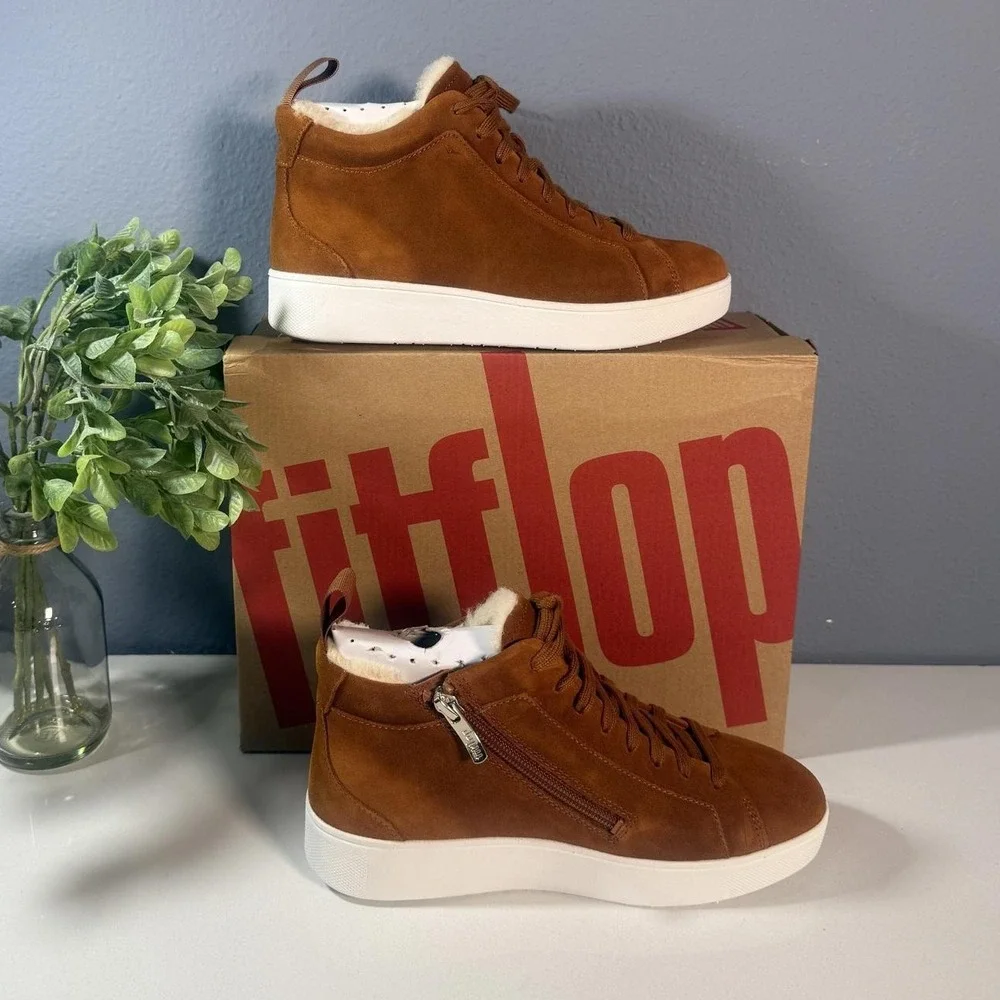 Fit Flop woman's Brown‎ High-Top Sneakers